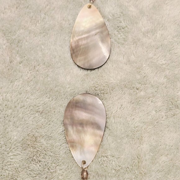 Women's Handmade Mother-of-Pearl Iridescent Teardrop Earrings - SML - NWOT - Picture 10 of 10
